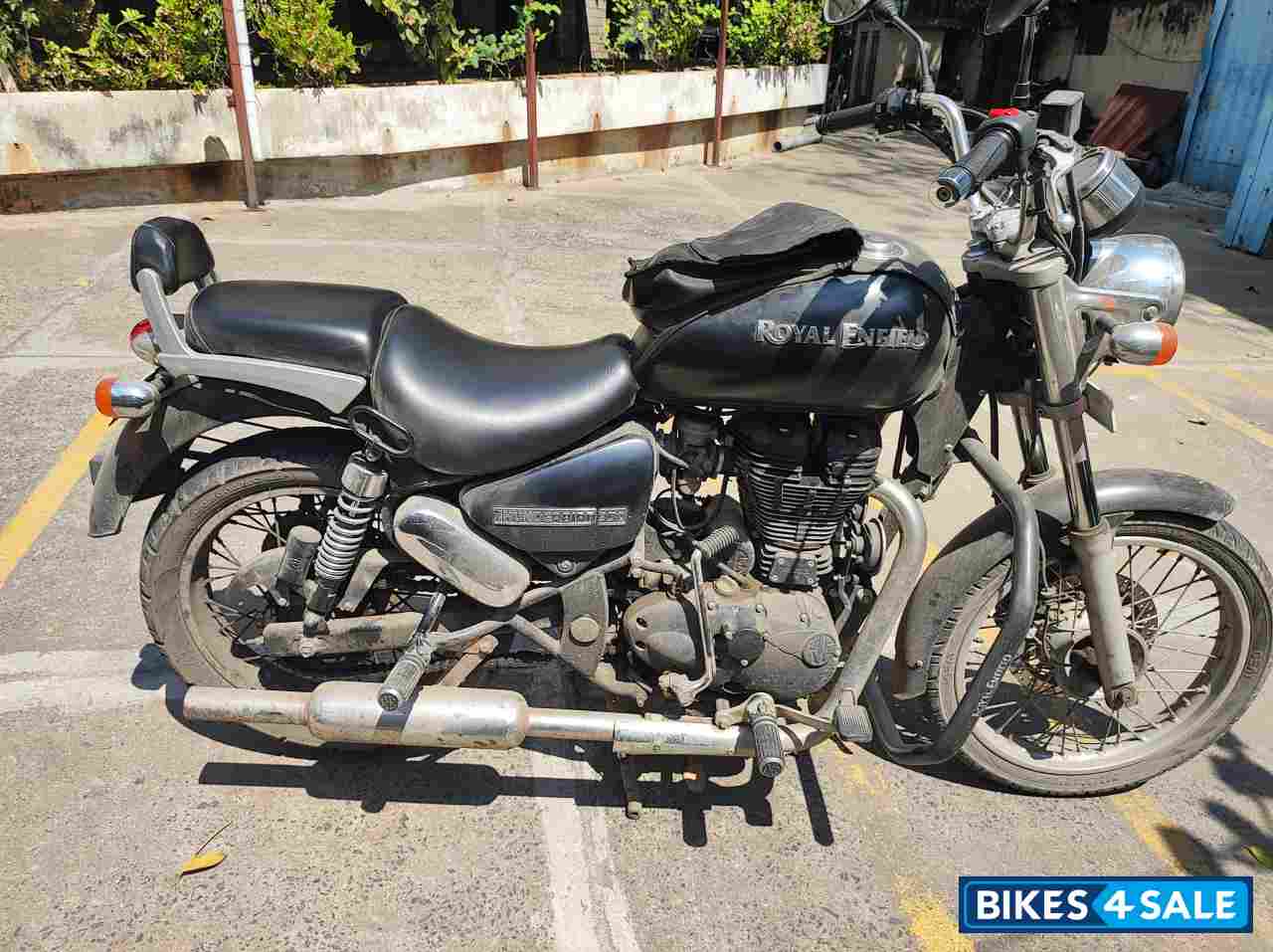 Matt Black Royal Enfield Thunderbird 350