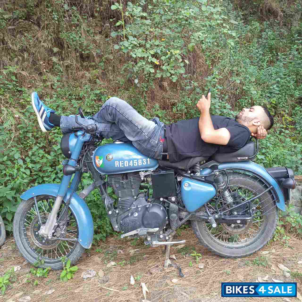 Airborne Blu Royal Enfield Classic Signals Airborne Blue Airborne Blu Royal Enfield Classic Signals Airborne Blue