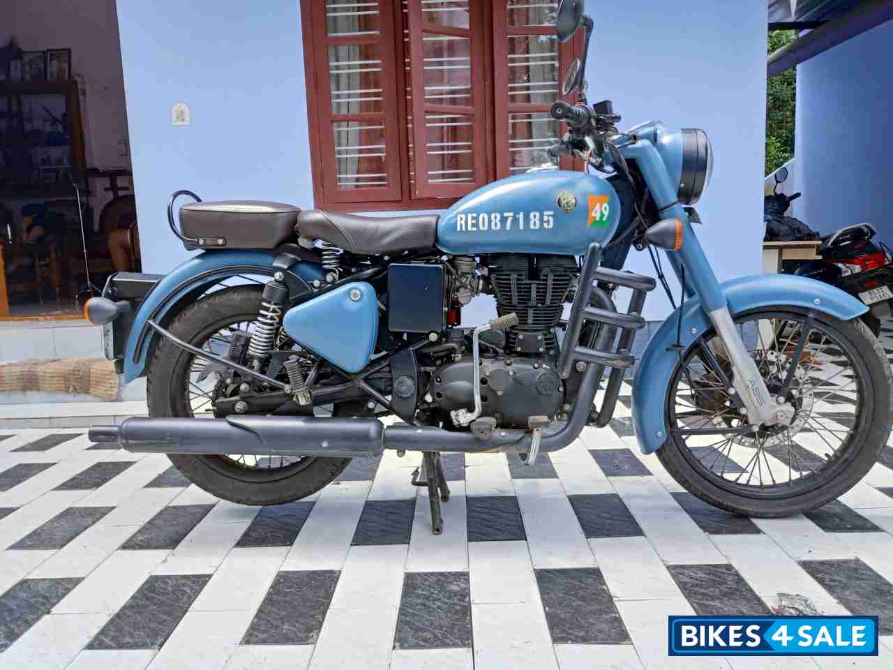 Royal Enfield Classic Signals Airborne Blue