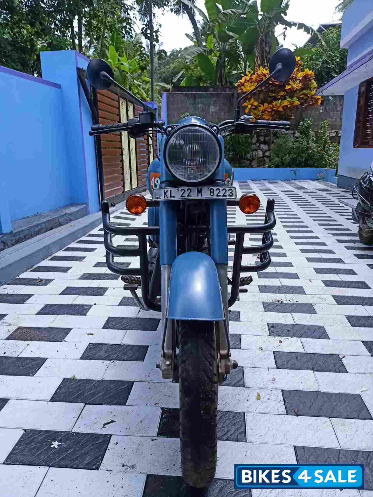Royal Enfield Classic Signals Airborne Blue