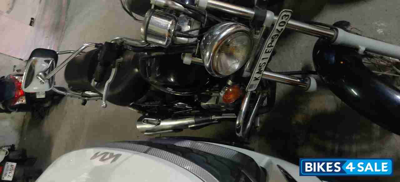 Bajaj Avenger Cruise 220