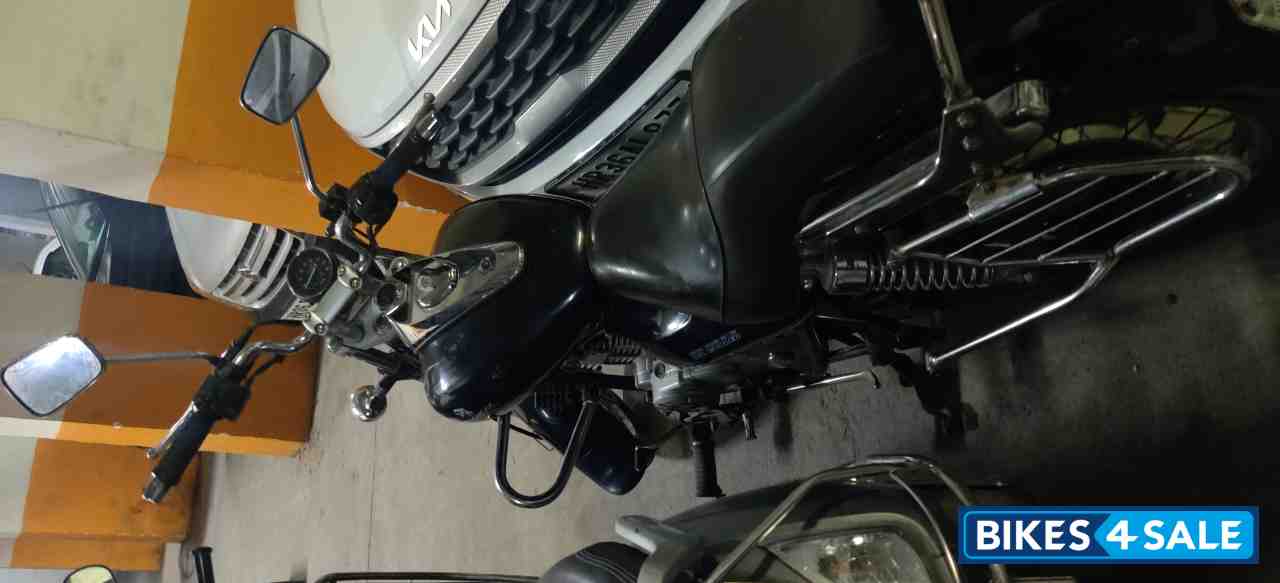 Bajaj Avenger Cruise 220