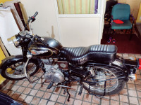 Black Royal Enfield Bullet Standard 350