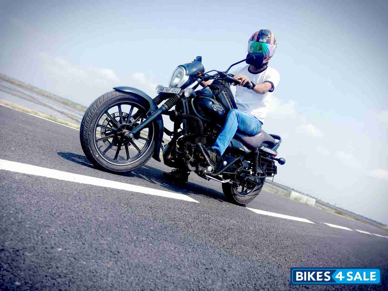 Bajaj Avenger Street 160 BS6