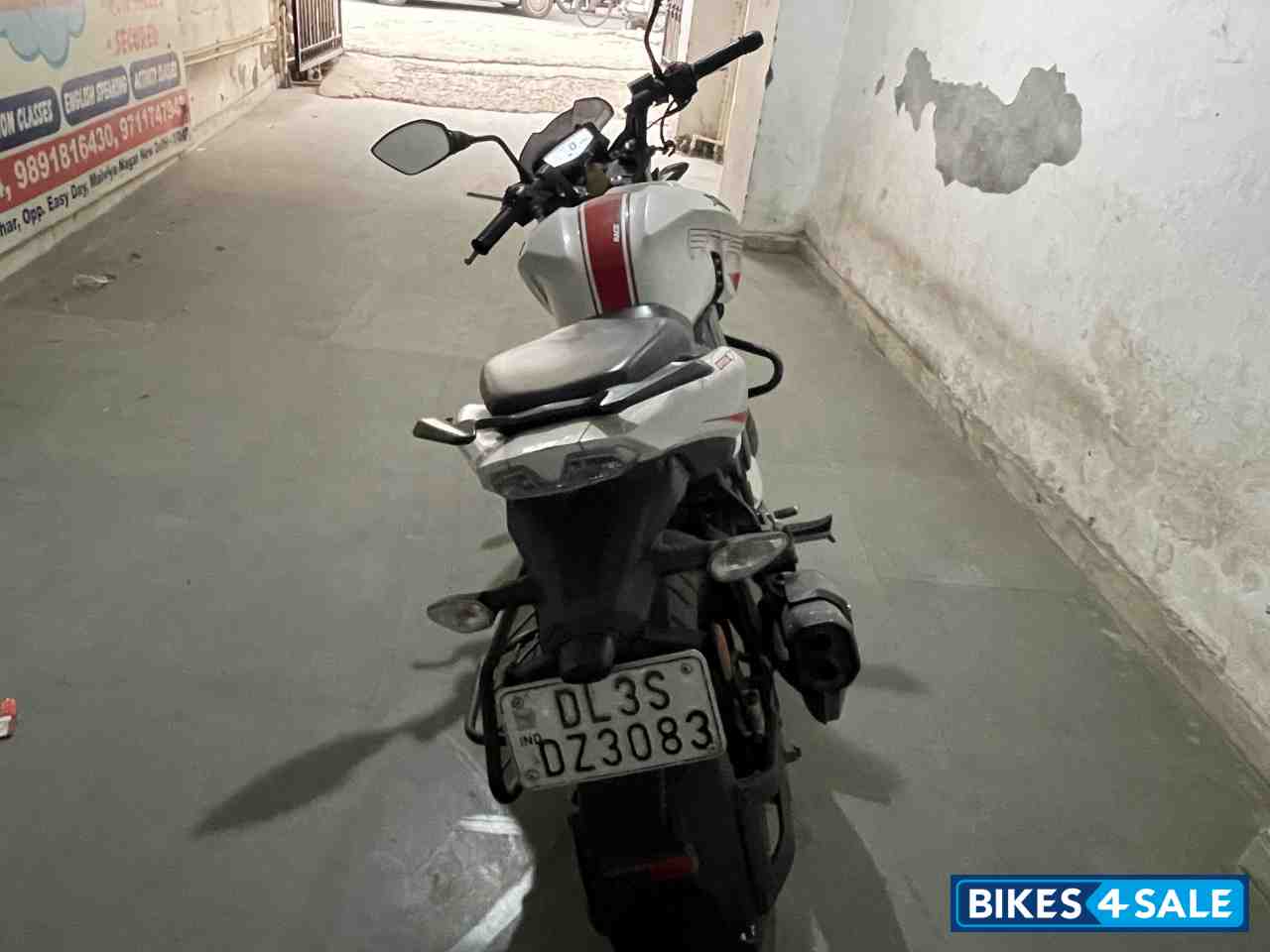 TVS Apache RTR 200 4V Race Edition 2.0