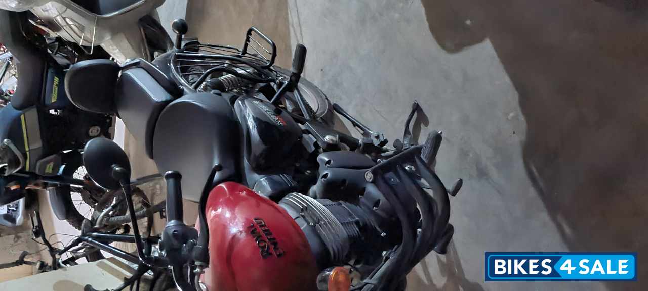 Royal Enfield Meteor 350 Fireball