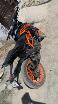 KTM Duke 250