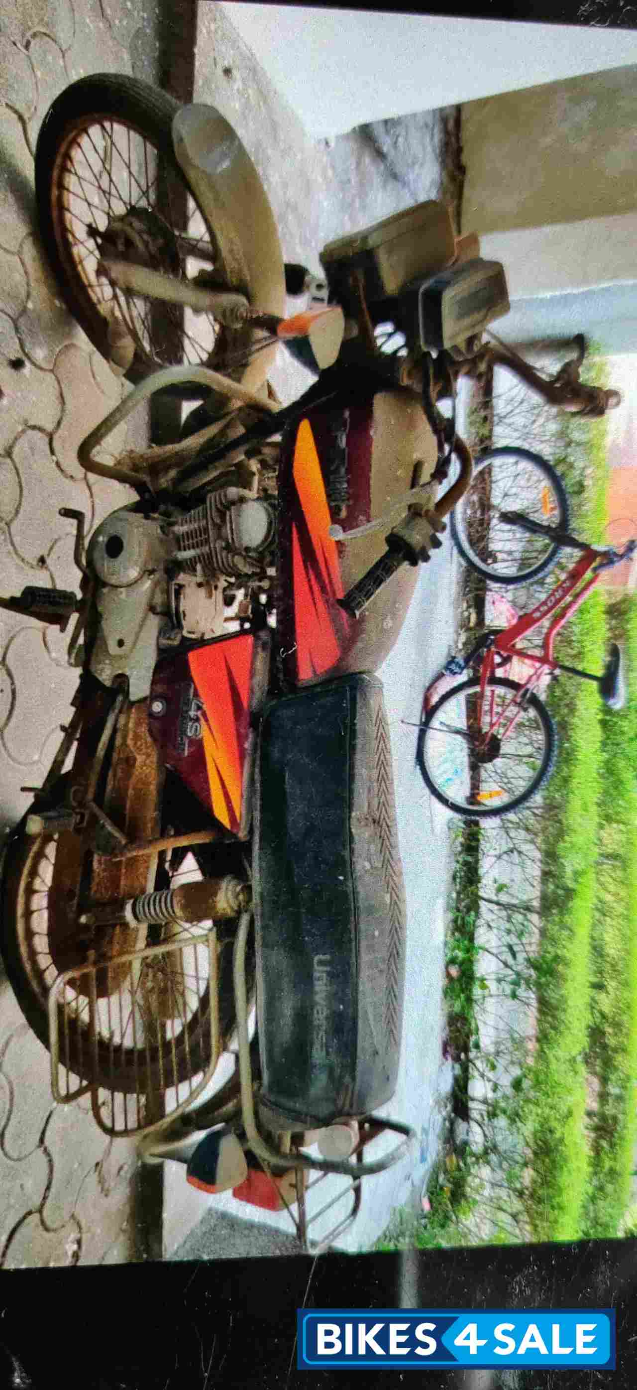 Bajaj 4SChampion Bajaj 4SChampion