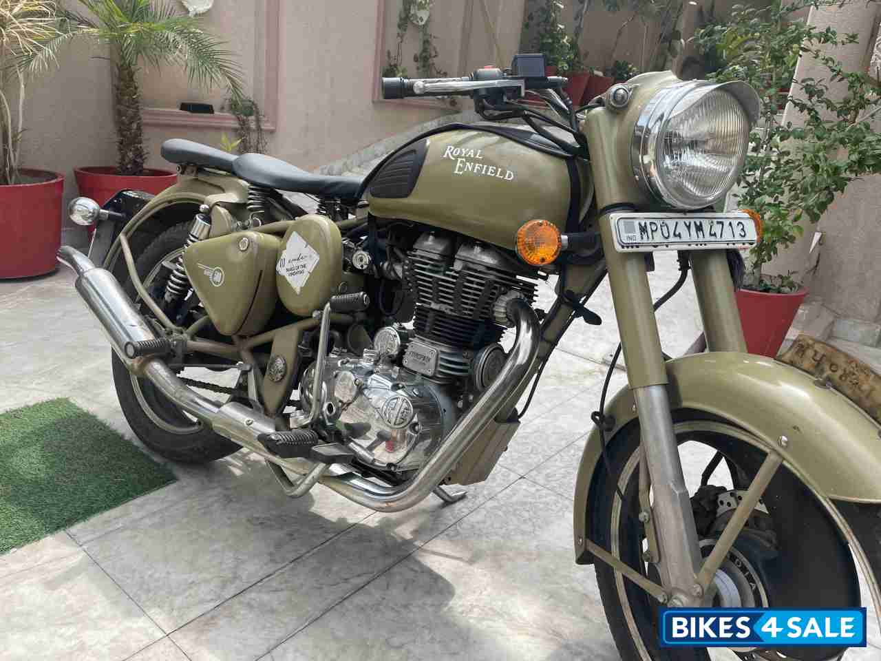 Royal Enfield Classic Desert Storm