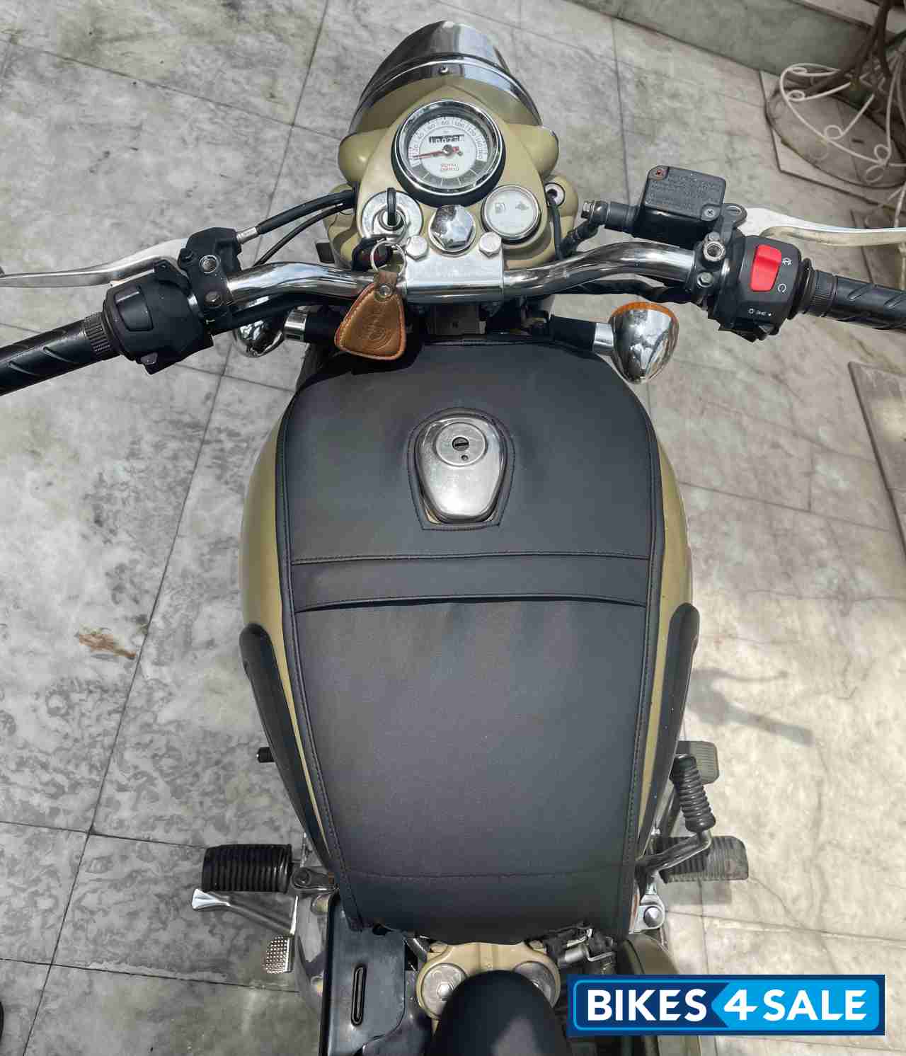 Royal Enfield Classic Desert Storm Royal Enfield Classic Desert Storm