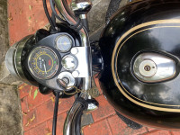 Black Royal Enfield Bullet 350 Twinspark