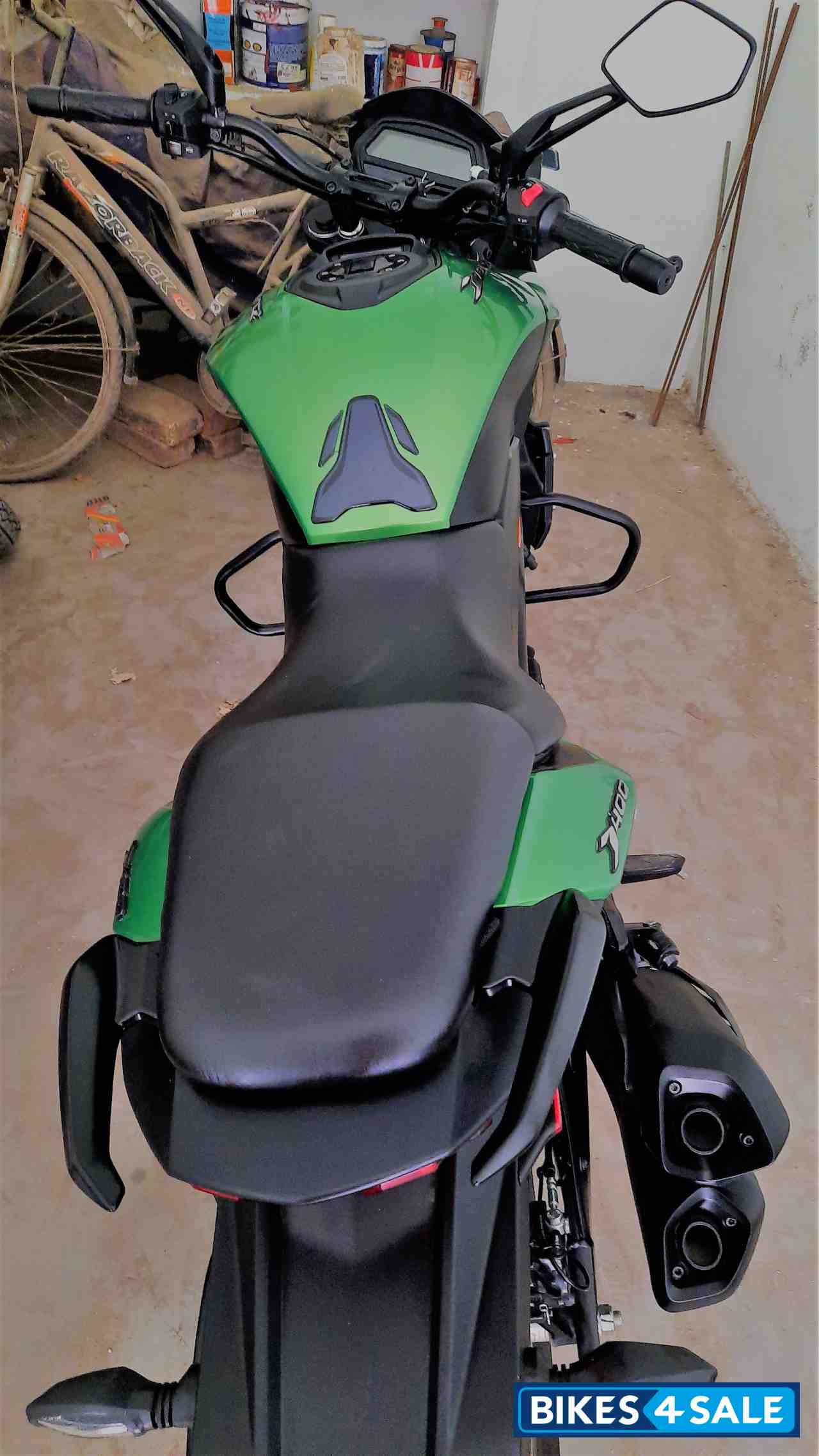 Green Bajaj Dominar 400 ABS BS6