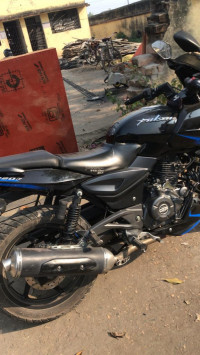Bajaj Pulsar 220F BS6 2020 Model
