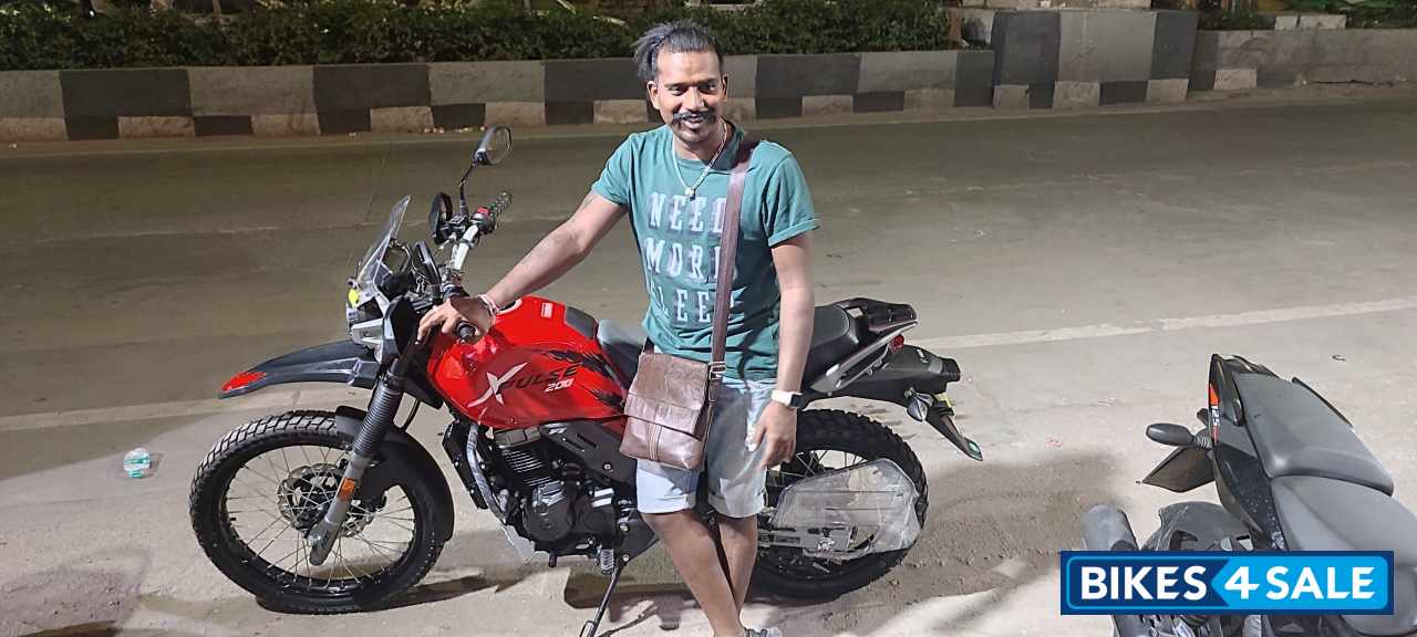 Red And Black Hero XPulse 200 BS6