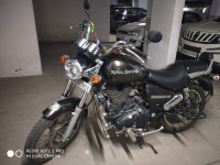 Lightning Green Royal Enfield Thunderbird 500