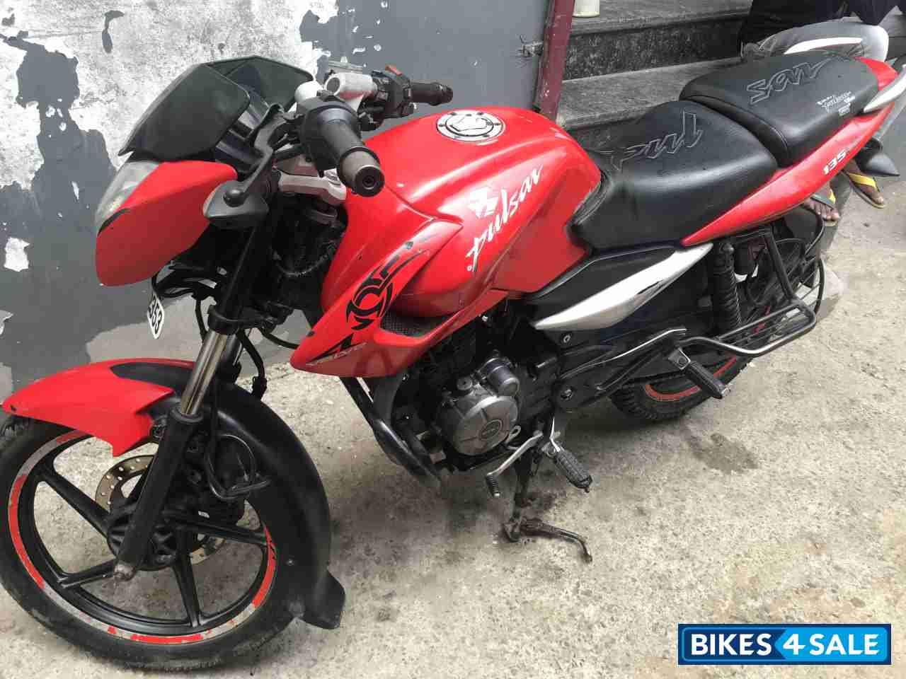 Bajaj Pulsar 135LS