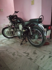 Black Royal Enfield Bullet Electra