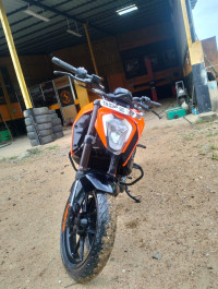 KTM Duke 250
