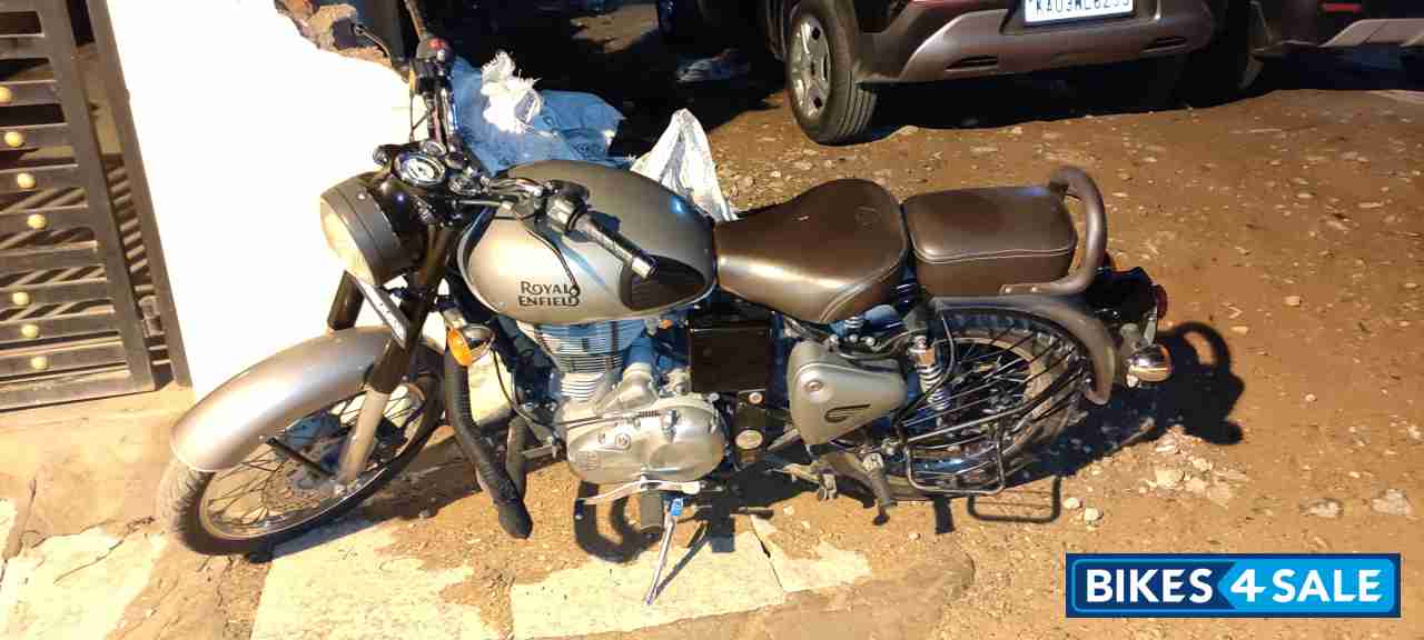 Royal Enfield Classic Gunmetal Grey