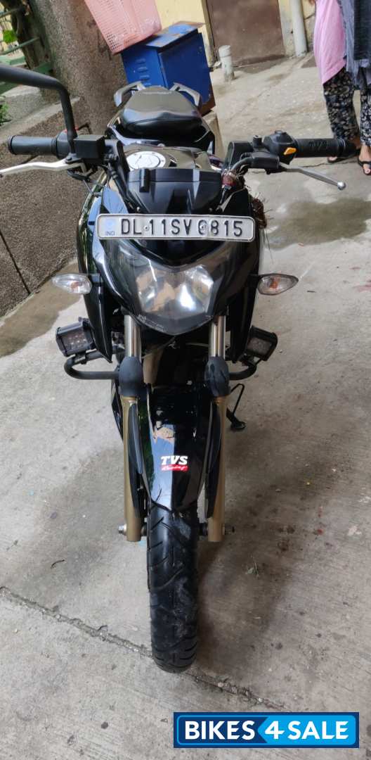 TVS Apache RTR 200 4V