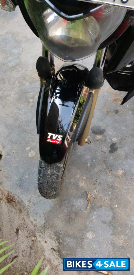 TVS Apache RTR 200 4V