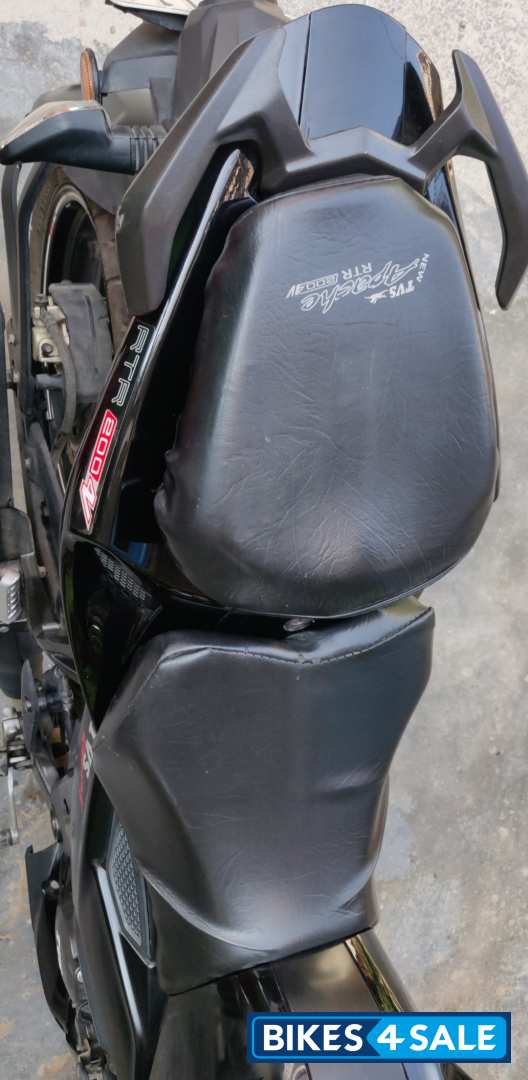 TVS Apache RTR 200 4V