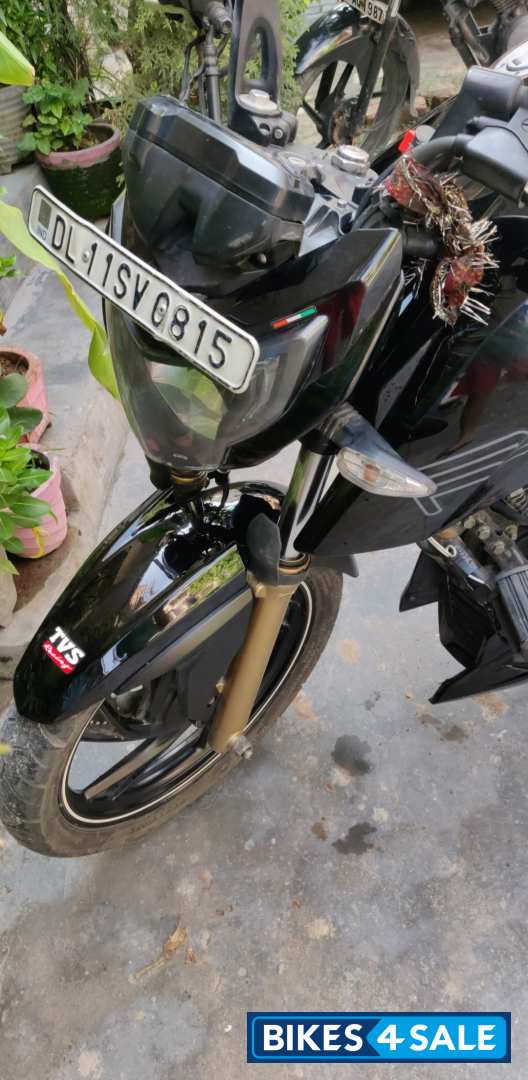 TVS Apache RTR 200 4V