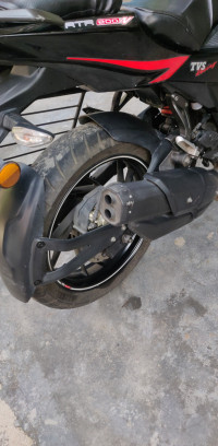 TVS Apache RTR 200 4V