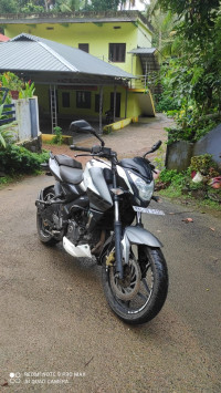 Bajaj Pulsar 200 NS