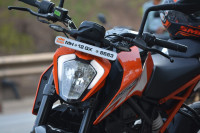 Orange/black KTM Duke 250