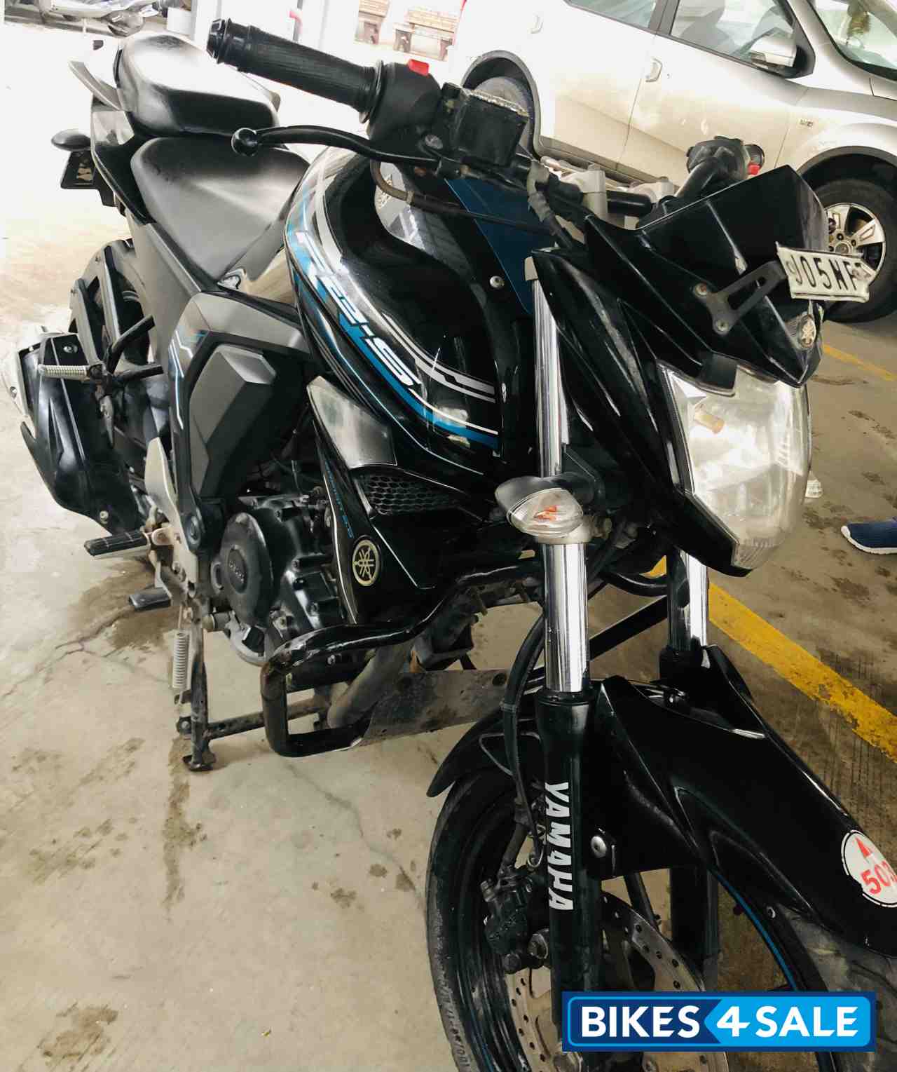 Mat Black Yamaha FZ-S