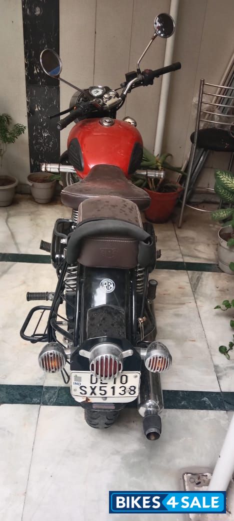 Royal Enfield Classic 350 Redditch Red