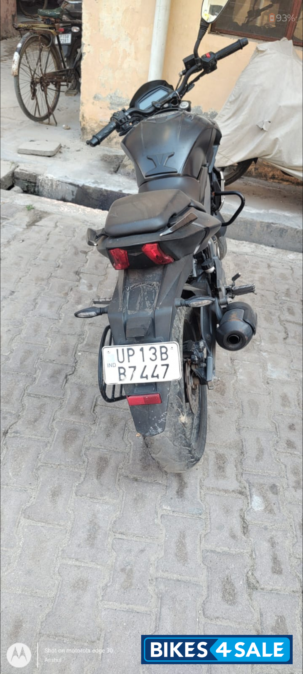 Twilight Plum Bajaj Dominar 400