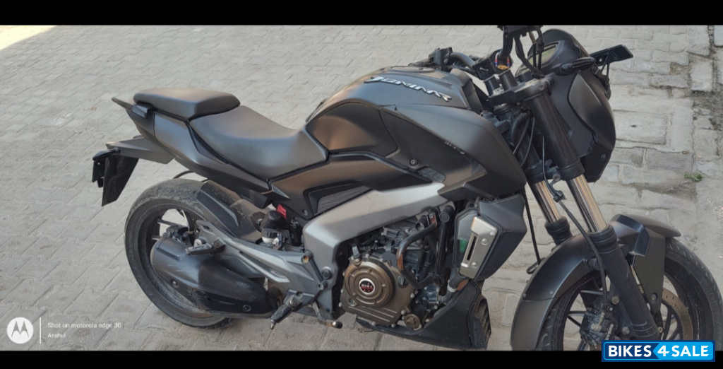Twilight Plum Bajaj Dominar 400