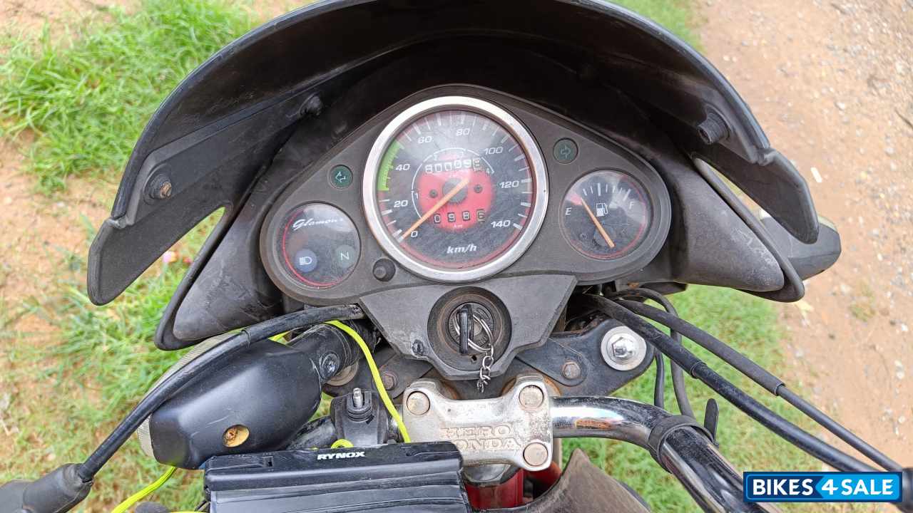 Black & Red Hero Glamour 125