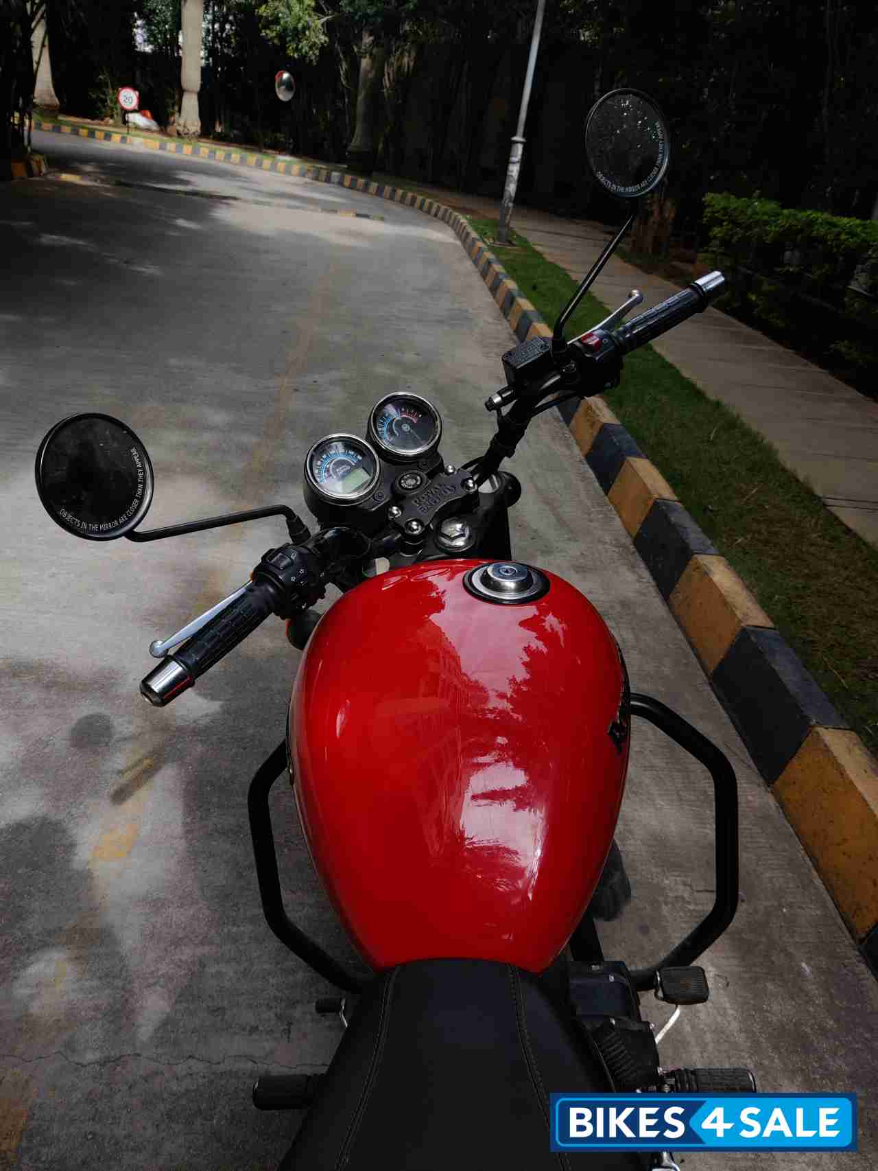 Red Royal Enfield Thunderbird X 350
