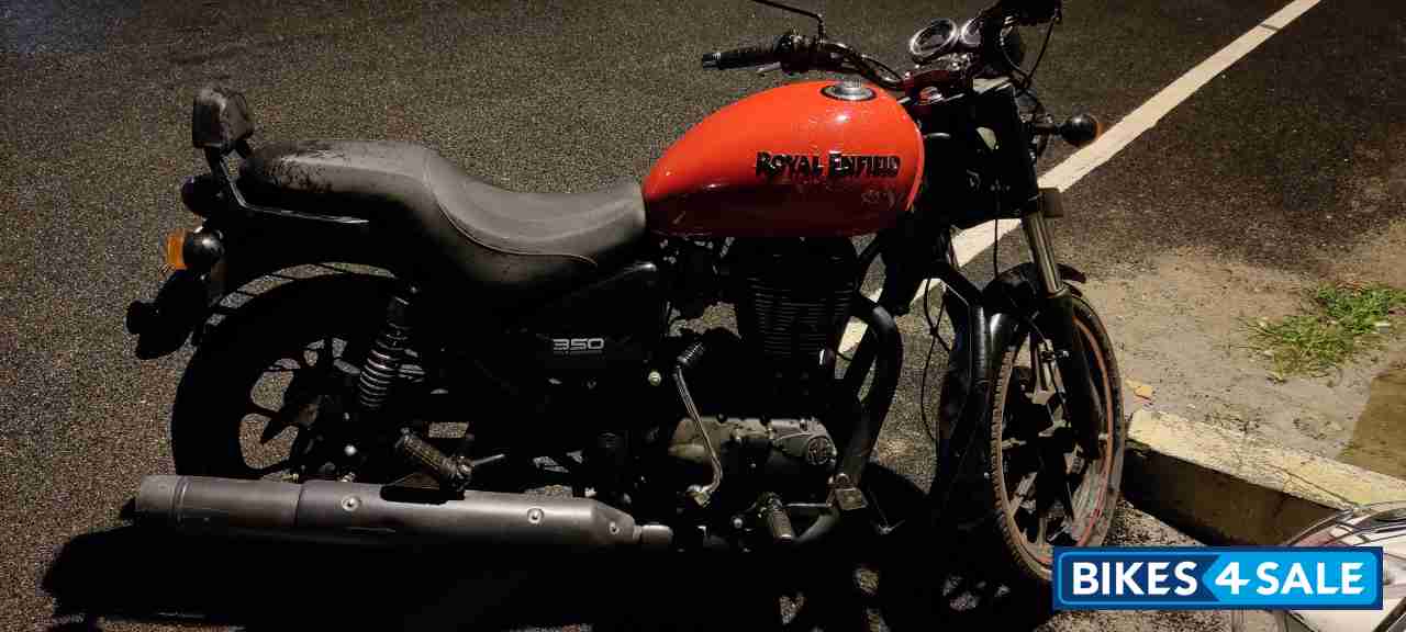 Red Royal Enfield Thunderbird X 350