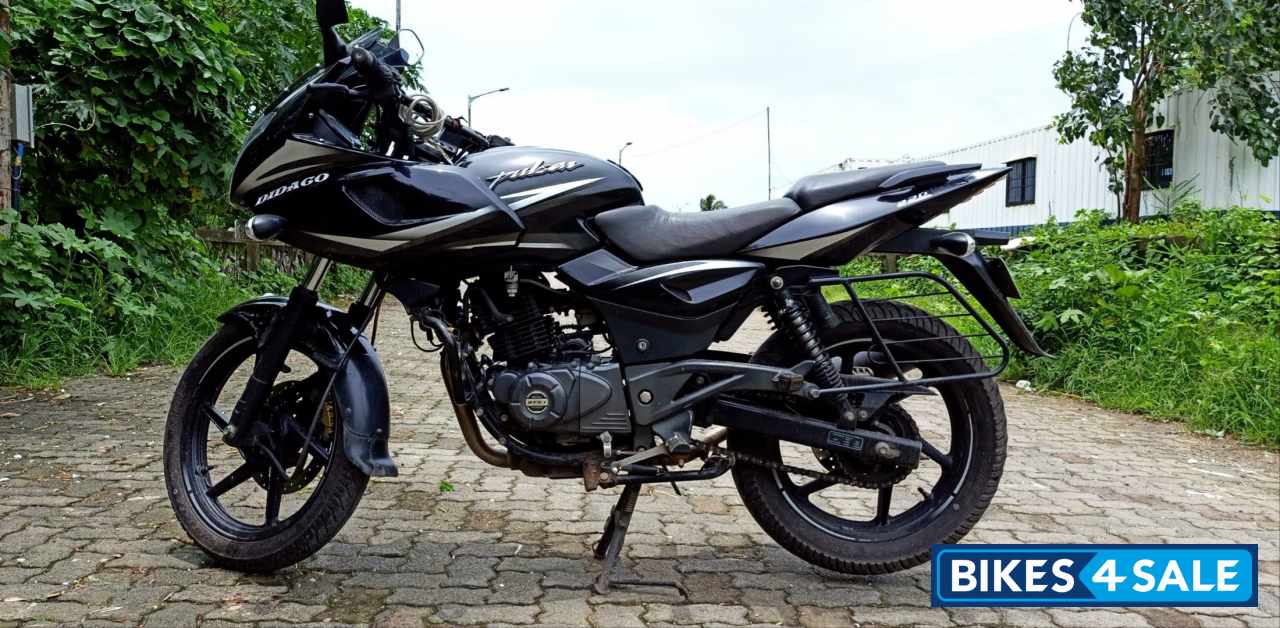 Bajaj Pulsar 220 DTSFi