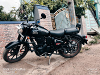 Stealth Black Royal Enfield Classic Stealth Black