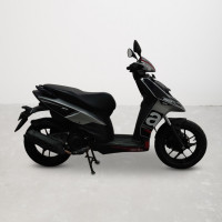 Aprilia SR 160 Std ABS