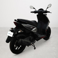 Aprilia SR 160 Std ABS