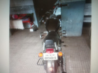 Black Royal Enfield Thunderbird 350