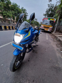 Blue Suzuki Gixxer SF