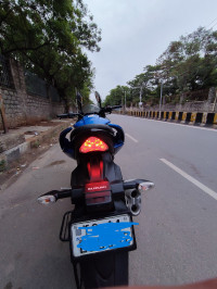 Blue Suzuki Gixxer SF