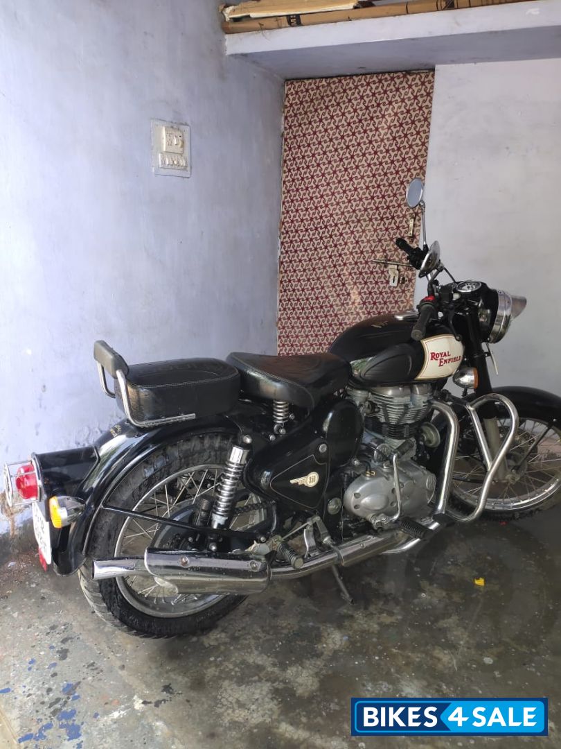 Royal Enfield Bullet Classic 350