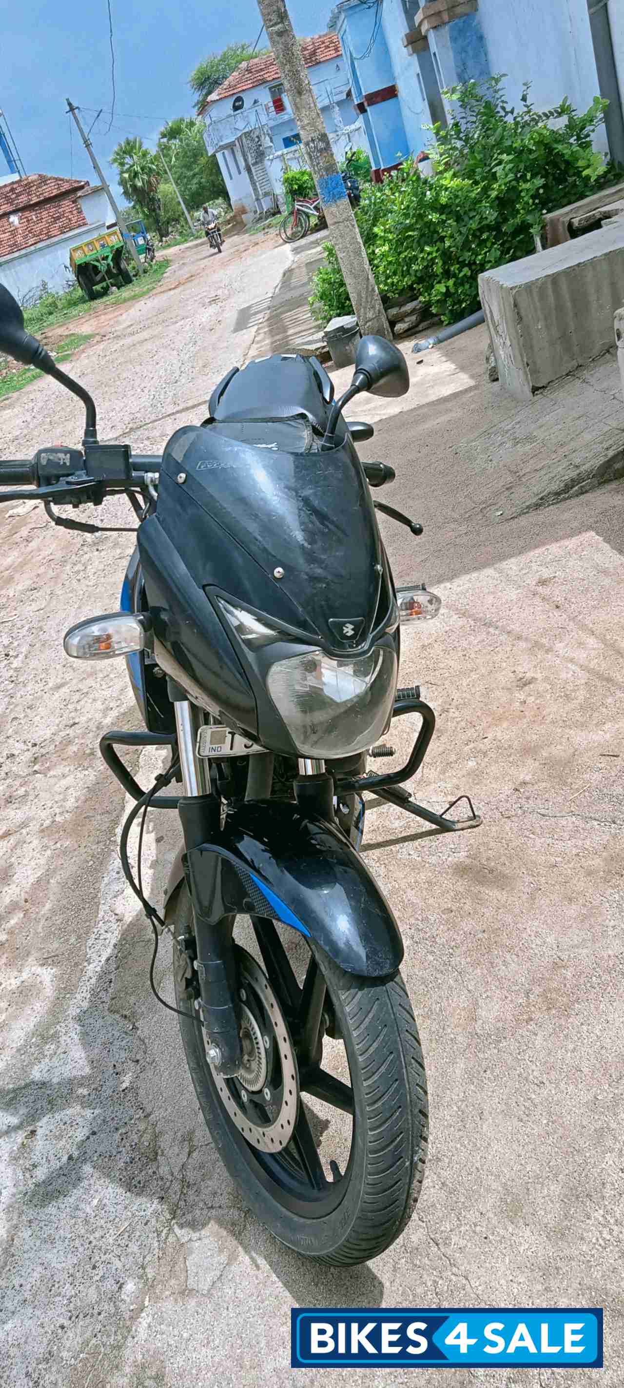 Blue Black Bajaj Pulsar 150 BS6