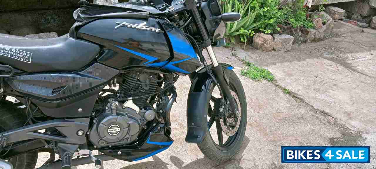 Blue Black Bajaj Pulsar 150 BS6