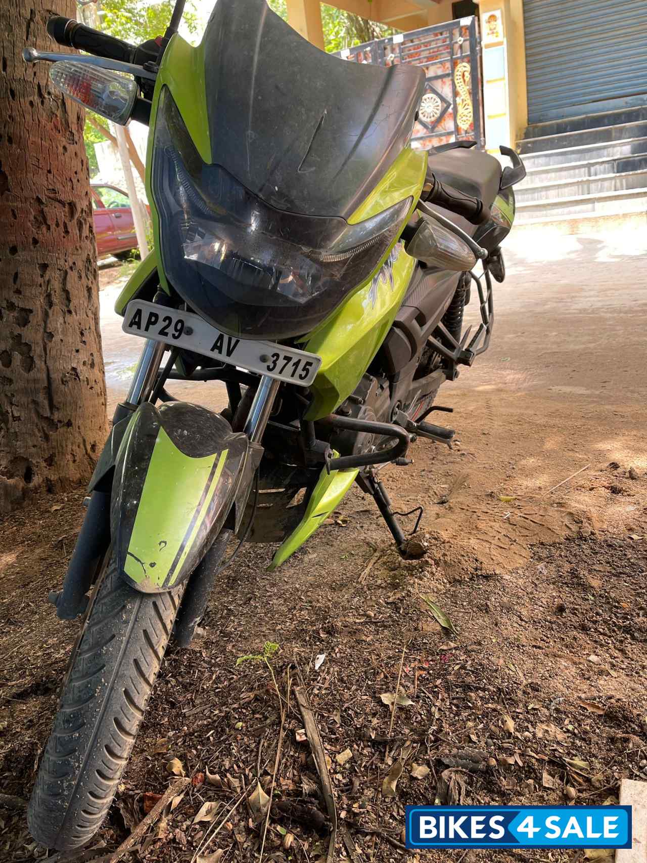 Parrot Green TVS Apache RTR 160