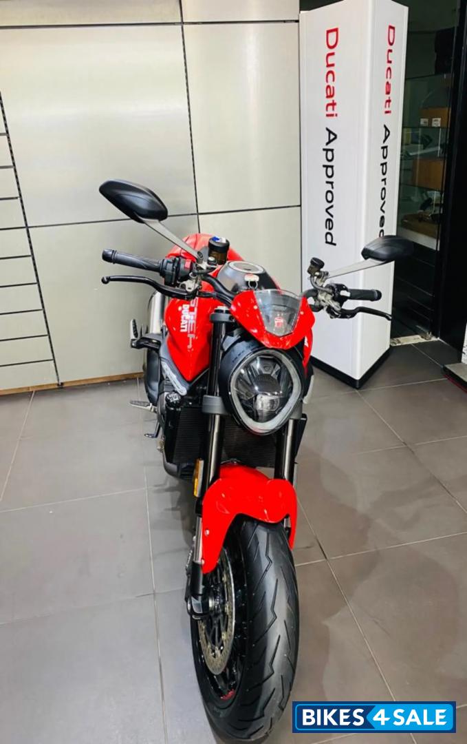 Ducati Monster Plus