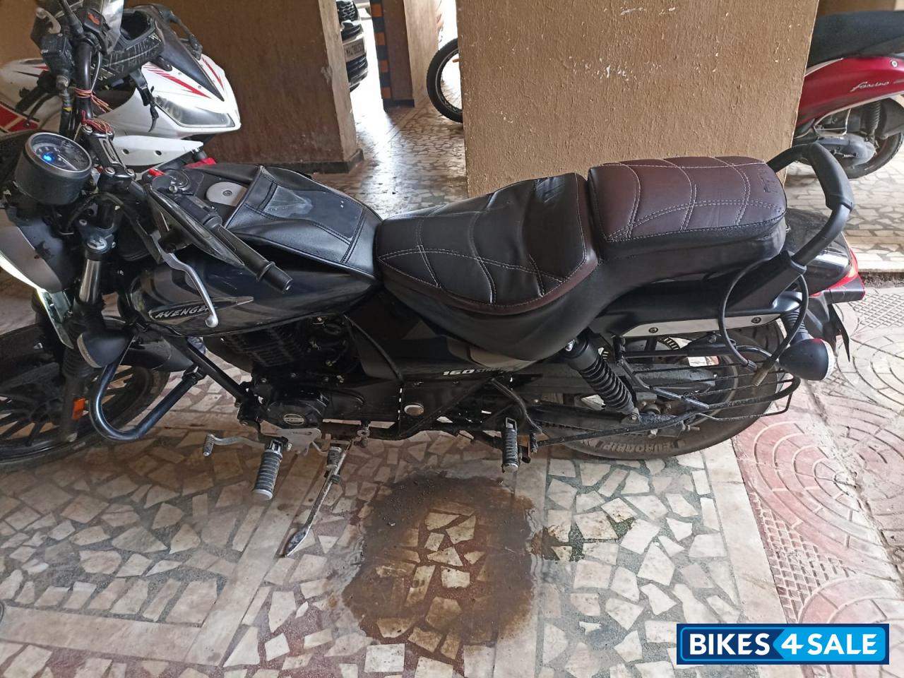 Bajaj Avenger Street 160 BS6